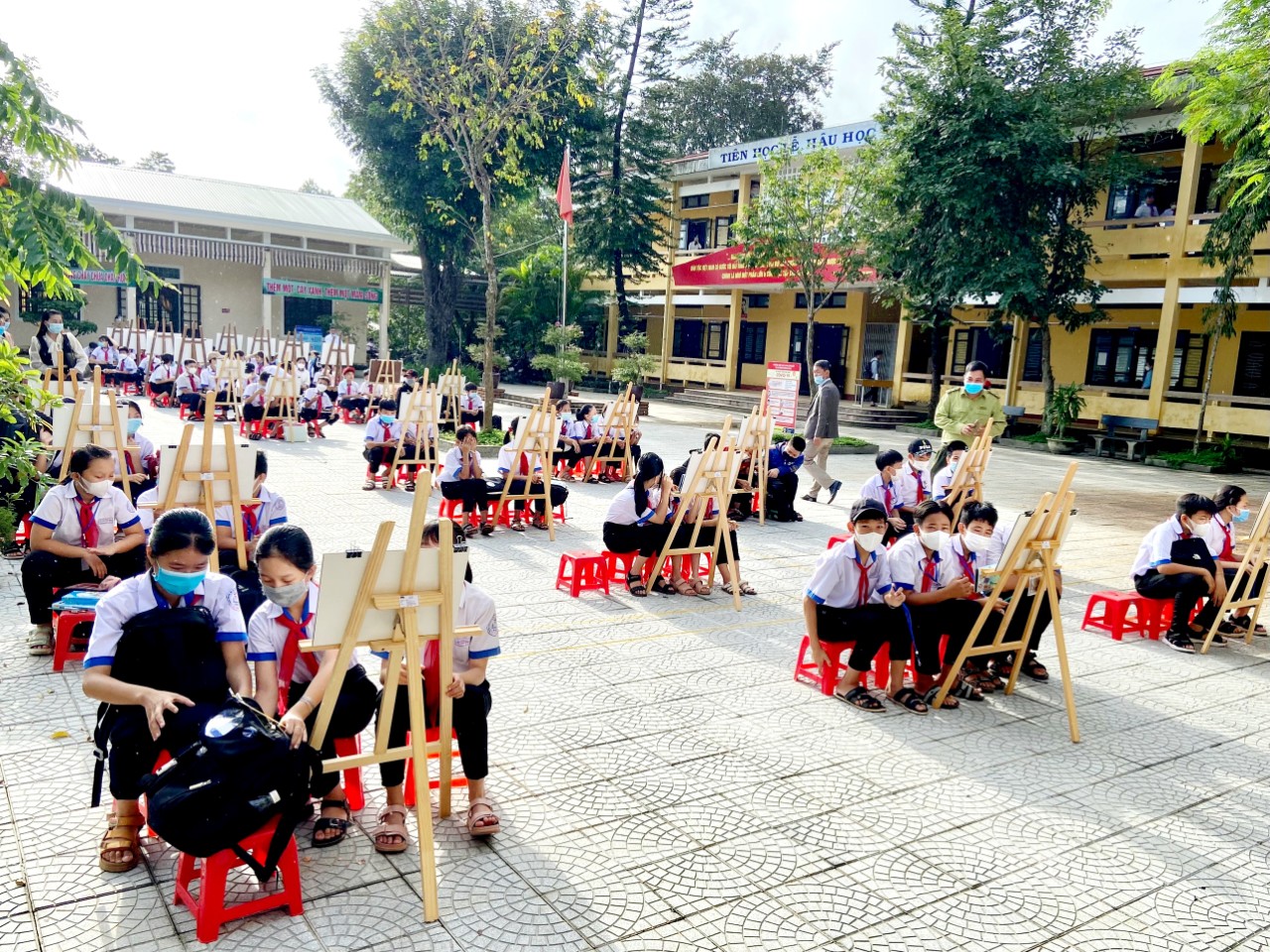 KIỂM
