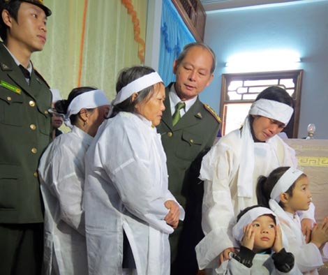 Một