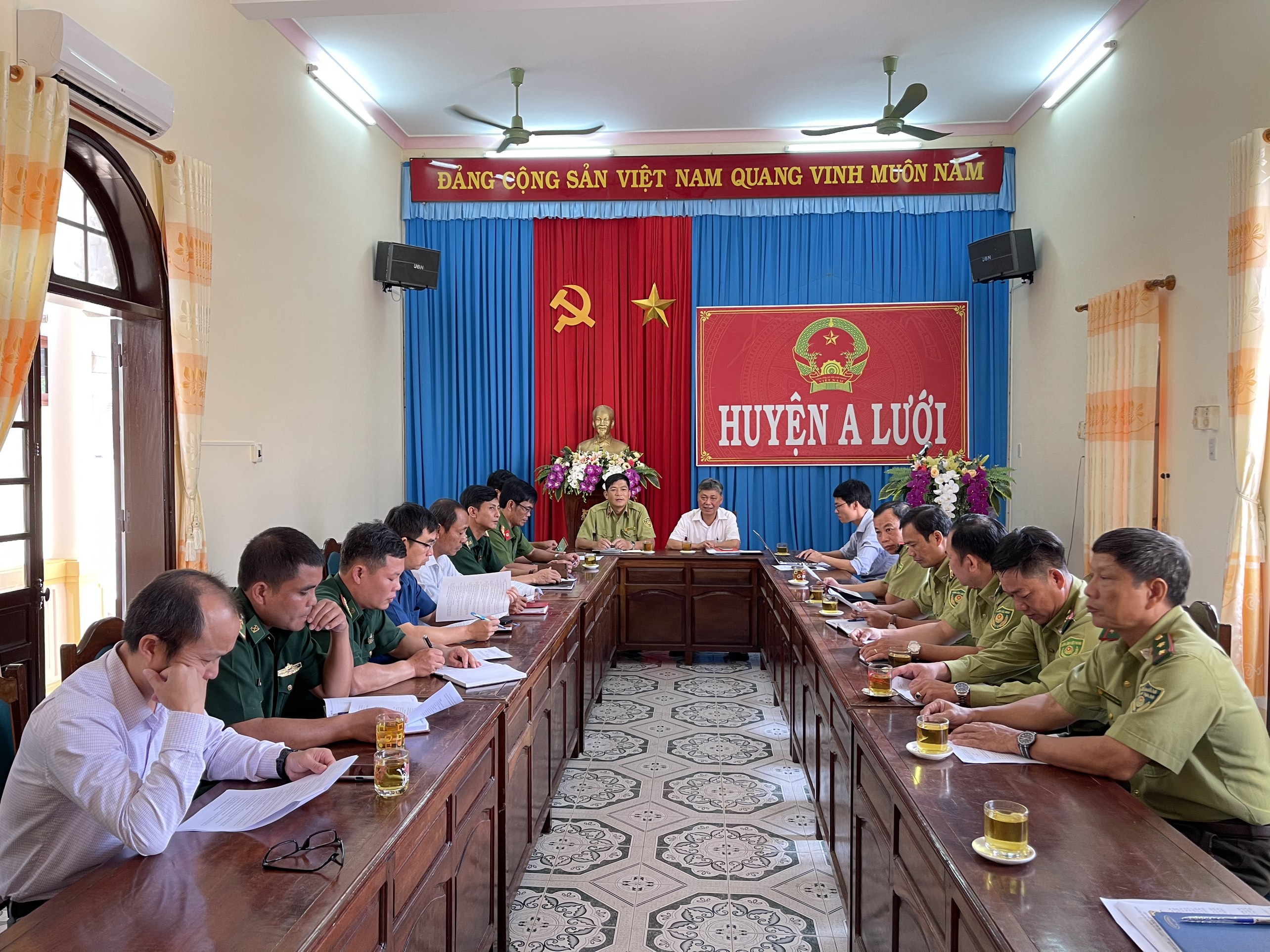 TRIỂN